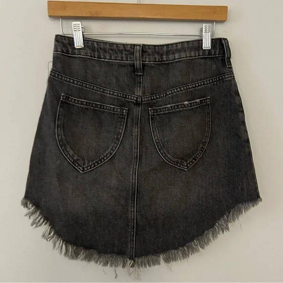 Free People We The Free Black Frayed Mini Skirt - Picture 3 of 3